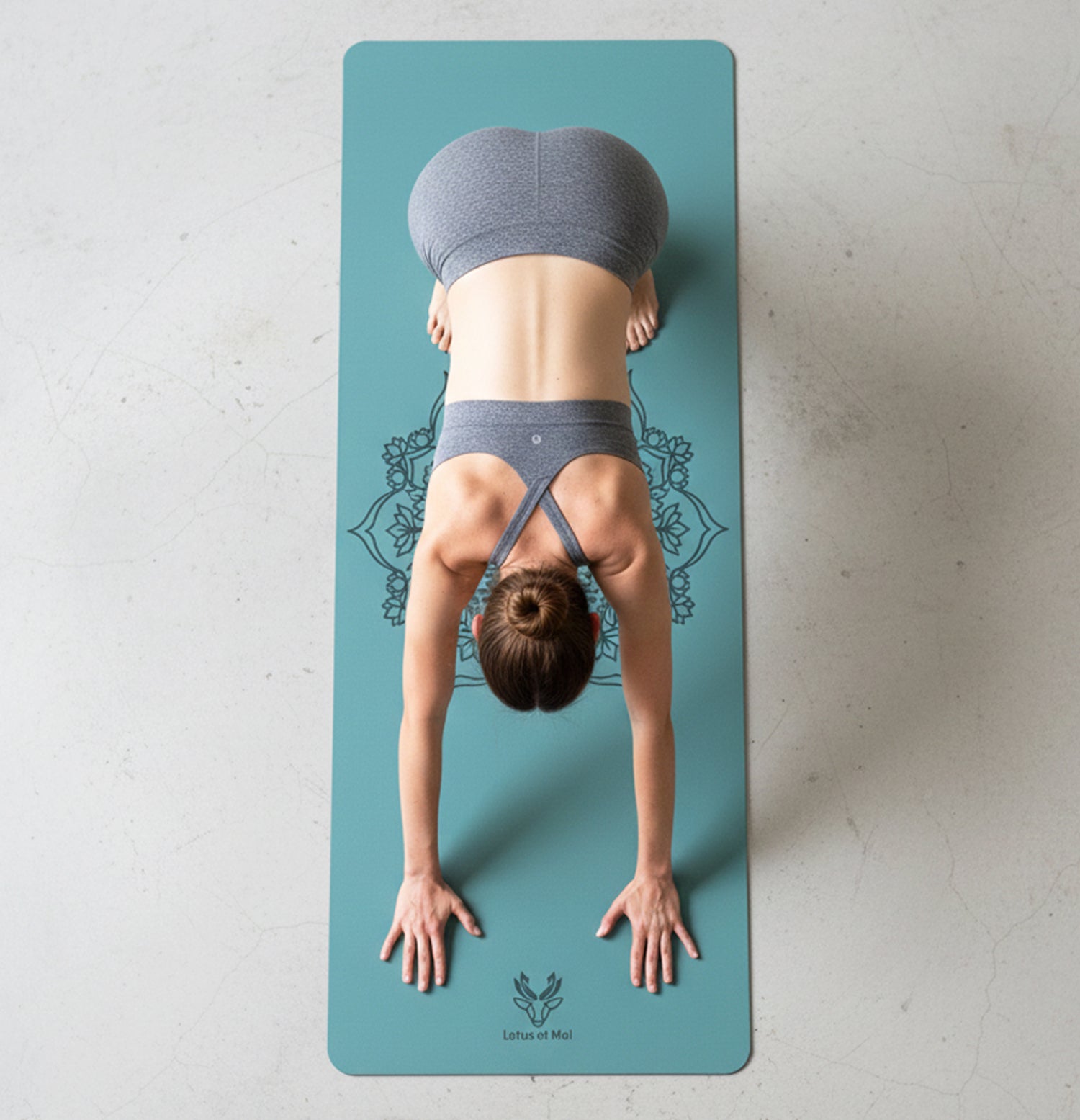 Lotus Deer Mandala Non-Slip PU Yoga Mat (4.5mm) Soft Turquoise - Lotus et Moi